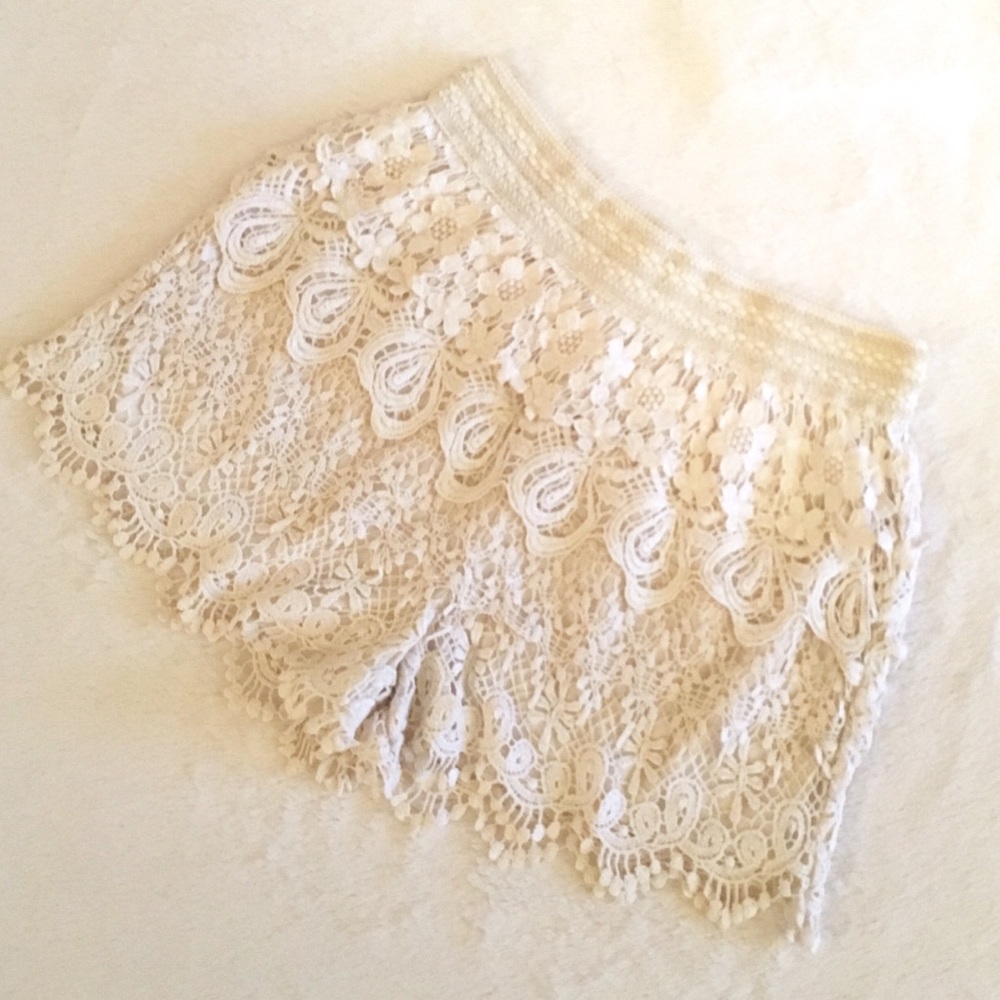 Miami Layered Lace Shorts